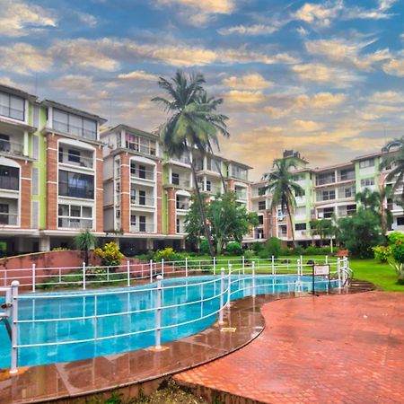 Amazing Pool View Candolim Goa 2Bhk Apartment Exteriör bild