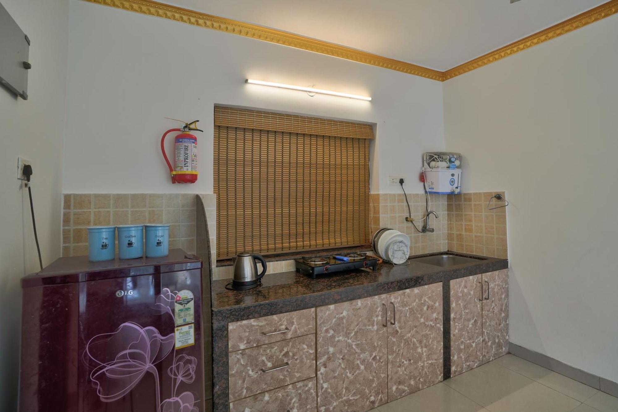 Amazing Pool View Candolim Goa 2Bhk Apartment Exteriör bild
