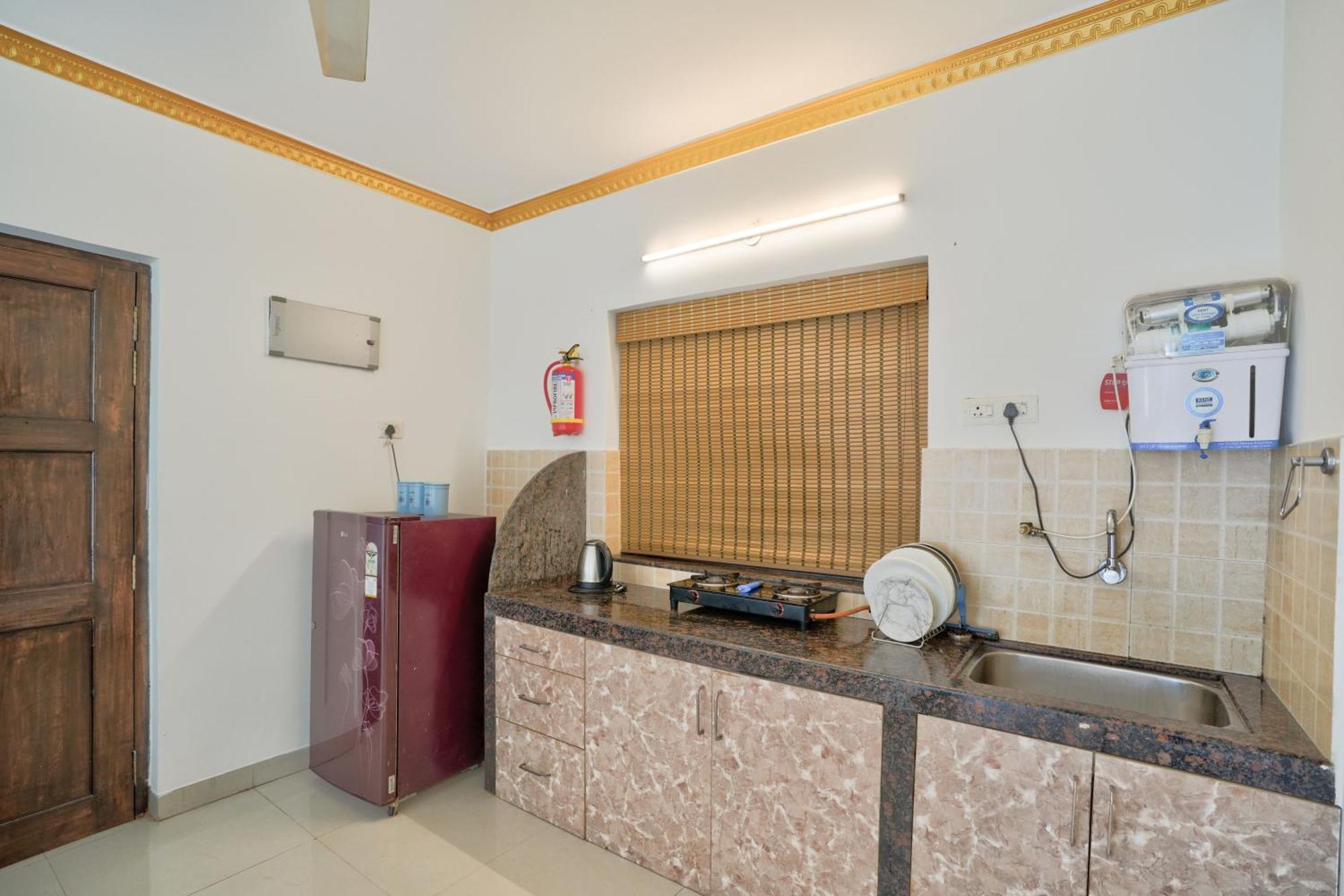 Amazing Pool View Candolim Goa 2Bhk Apartment Exteriör bild